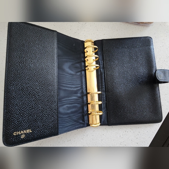 Authentic vintage Chanel agenda - Picture 3 of 9